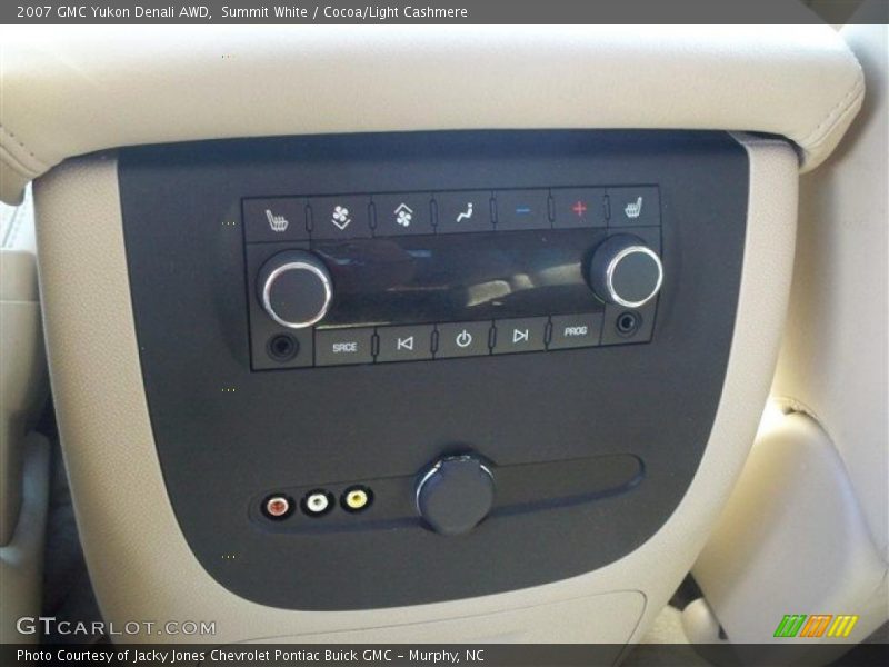 Summit White / Cocoa/Light Cashmere 2007 GMC Yukon Denali AWD