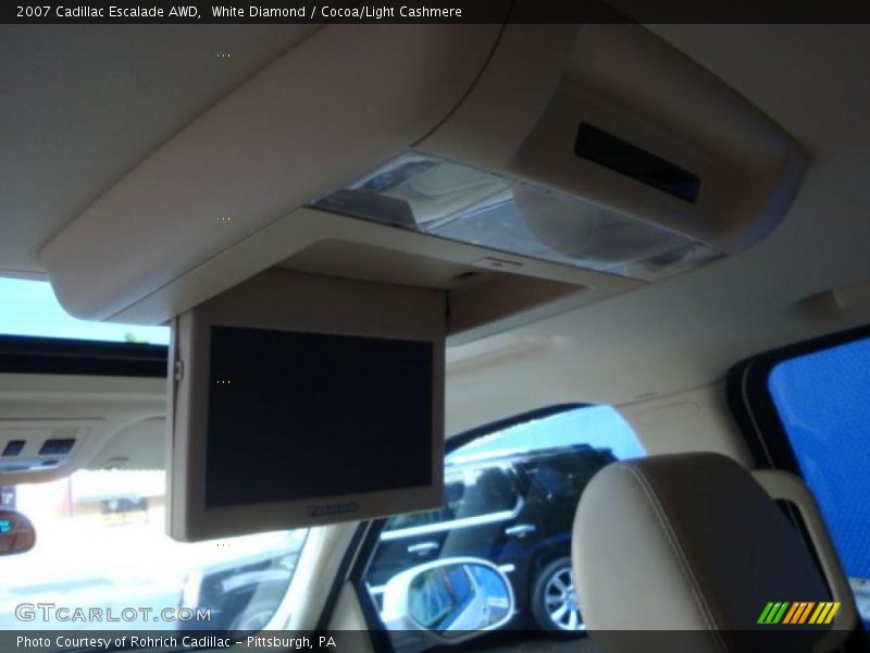 White Diamond / Cocoa/Light Cashmere 2007 Cadillac Escalade AWD