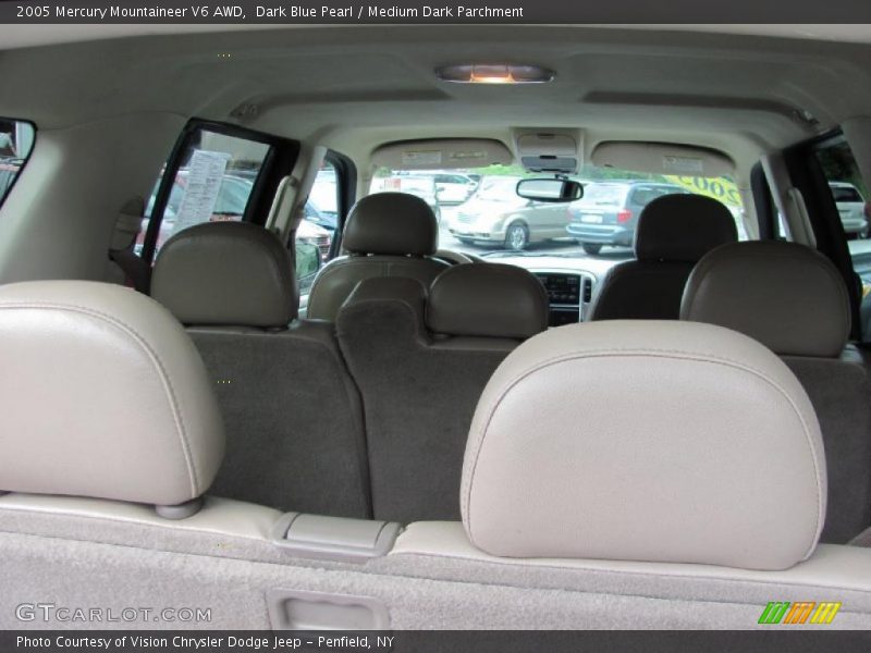 Dark Blue Pearl / Medium Dark Parchment 2005 Mercury Mountaineer V6 AWD