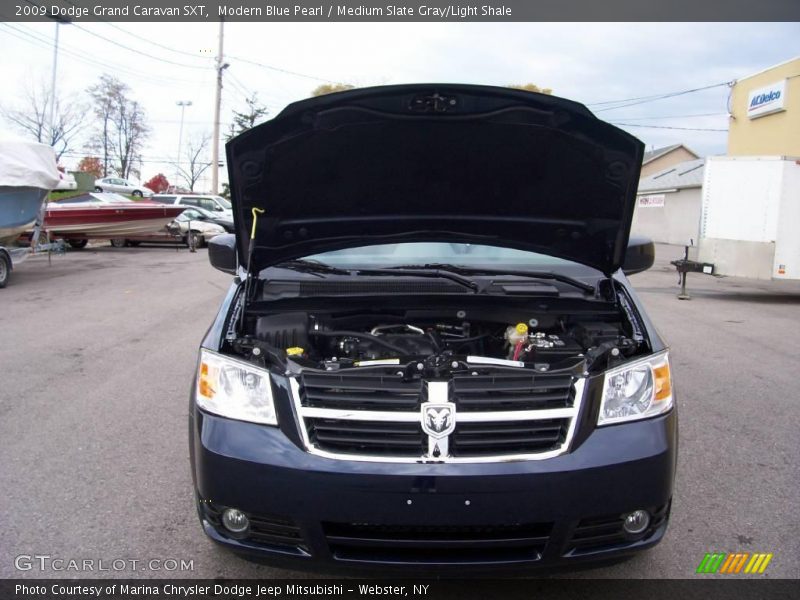Modern Blue Pearl / Medium Slate Gray/Light Shale 2009 Dodge Grand Caravan SXT