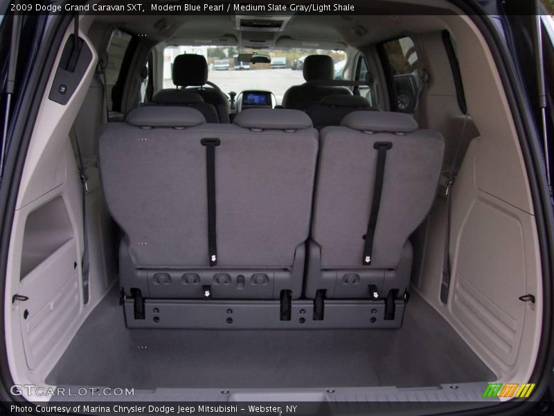 Modern Blue Pearl / Medium Slate Gray/Light Shale 2009 Dodge Grand Caravan SXT