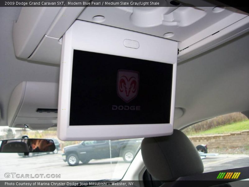 Modern Blue Pearl / Medium Slate Gray/Light Shale 2009 Dodge Grand Caravan SXT