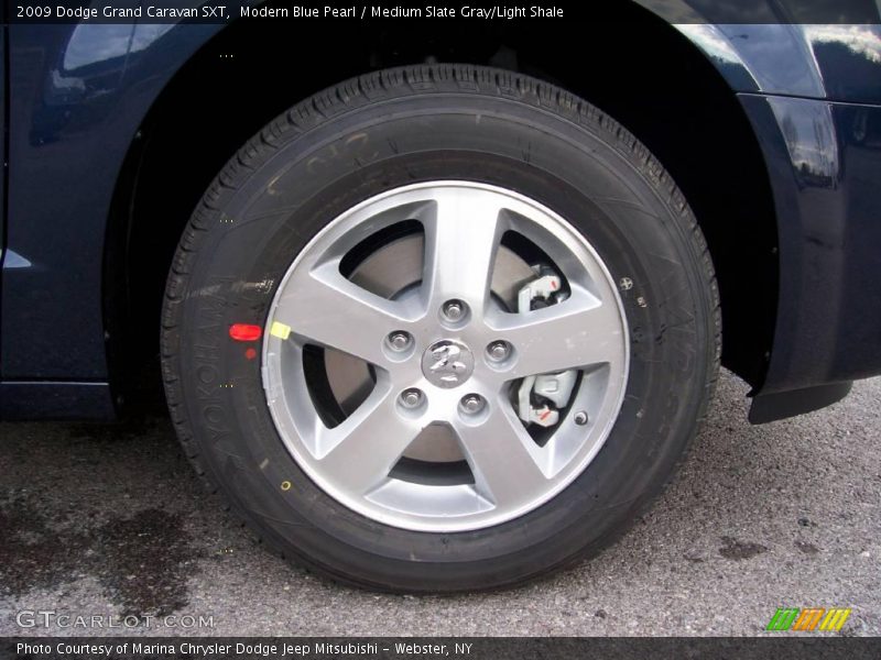 Modern Blue Pearl / Medium Slate Gray/Light Shale 2009 Dodge Grand Caravan SXT