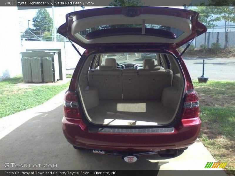 Salsa Red Pearl / Ivory 2005 Toyota Highlander V6