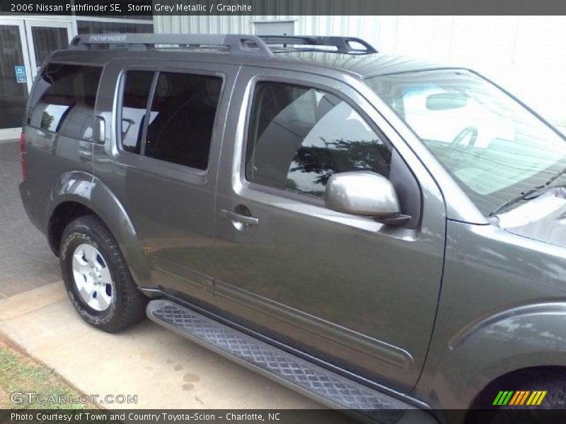Storm Grey Metallic / Graphite 2006 Nissan Pathfinder SE