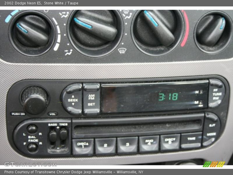 Stone White / Taupe 2002 Dodge Neon ES