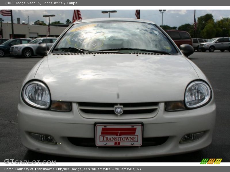 Stone White / Taupe 2002 Dodge Neon ES