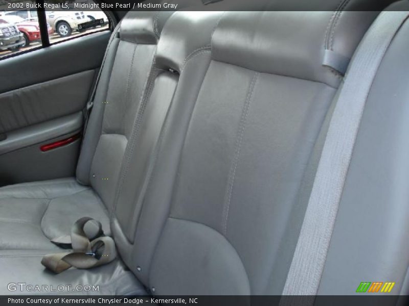 Midnight Blue Pearl / Medium Gray 2002 Buick Regal LS