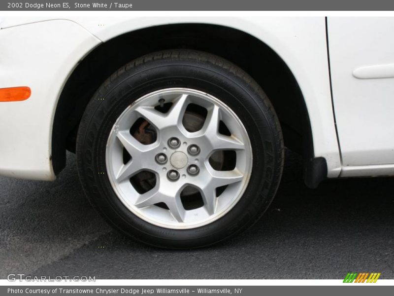 Stone White / Taupe 2002 Dodge Neon ES