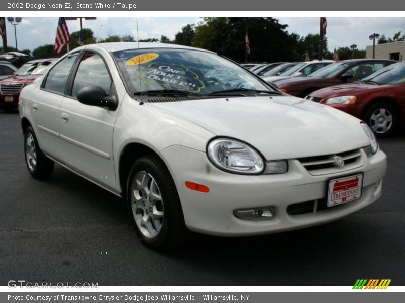 Stone White / Taupe 2002 Dodge Neon ES