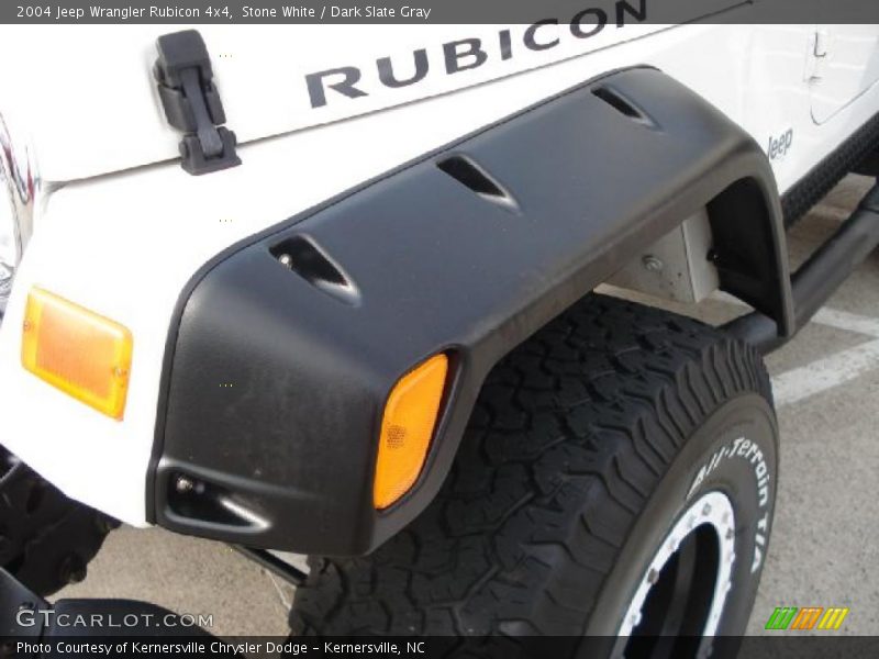 Stone White / Dark Slate Gray 2004 Jeep Wrangler Rubicon 4x4