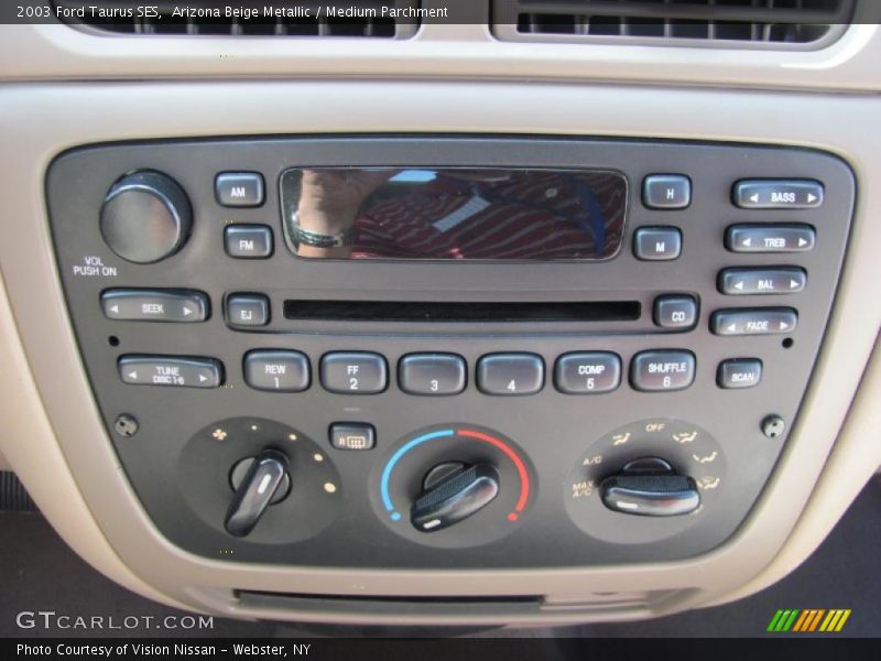 Arizona Beige Metallic / Medium Parchment 2003 Ford Taurus SES