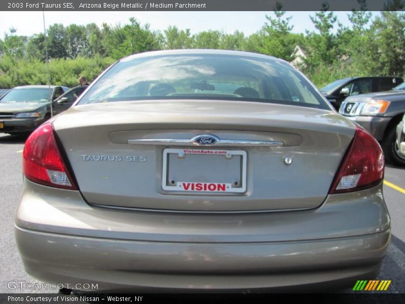 Arizona Beige Metallic / Medium Parchment 2003 Ford Taurus SES