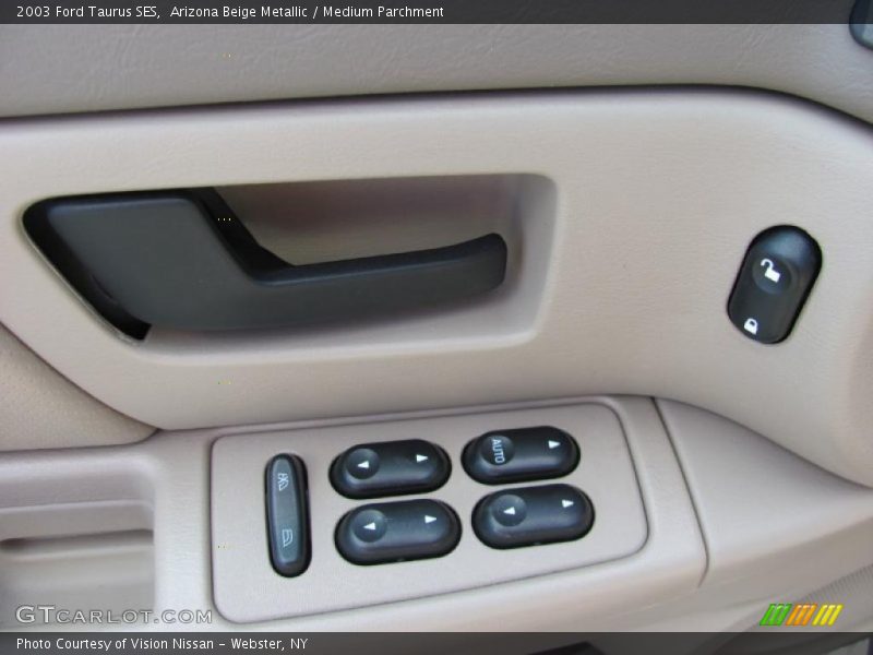 Arizona Beige Metallic / Medium Parchment 2003 Ford Taurus SES