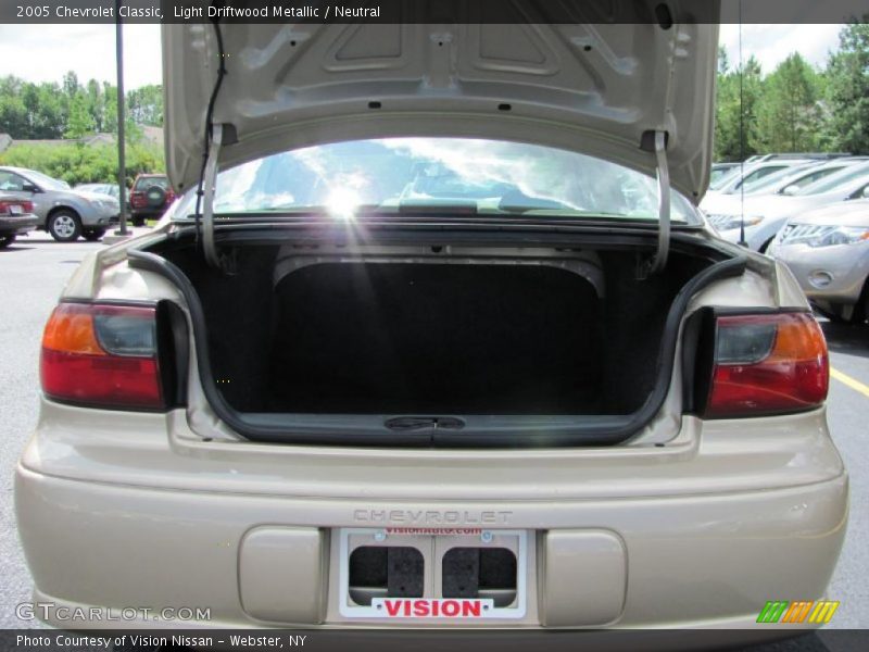 Light Driftwood Metallic / Neutral 2005 Chevrolet Classic