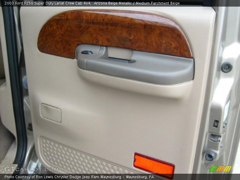 Arizona Beige Metallic / Medium Parchment Beige 2003 Ford F250 Super Duty Lariat Crew Cab 4x4