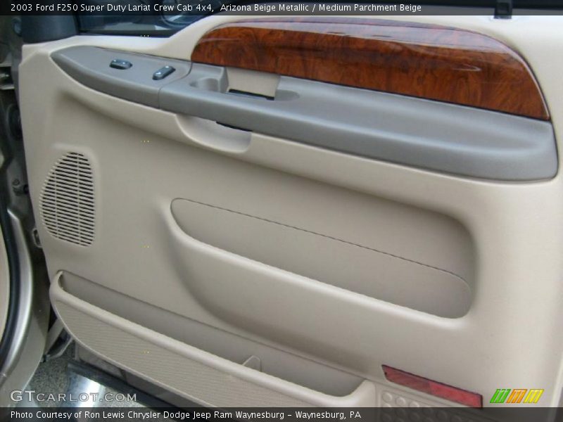 Arizona Beige Metallic / Medium Parchment Beige 2003 Ford F250 Super Duty Lariat Crew Cab 4x4