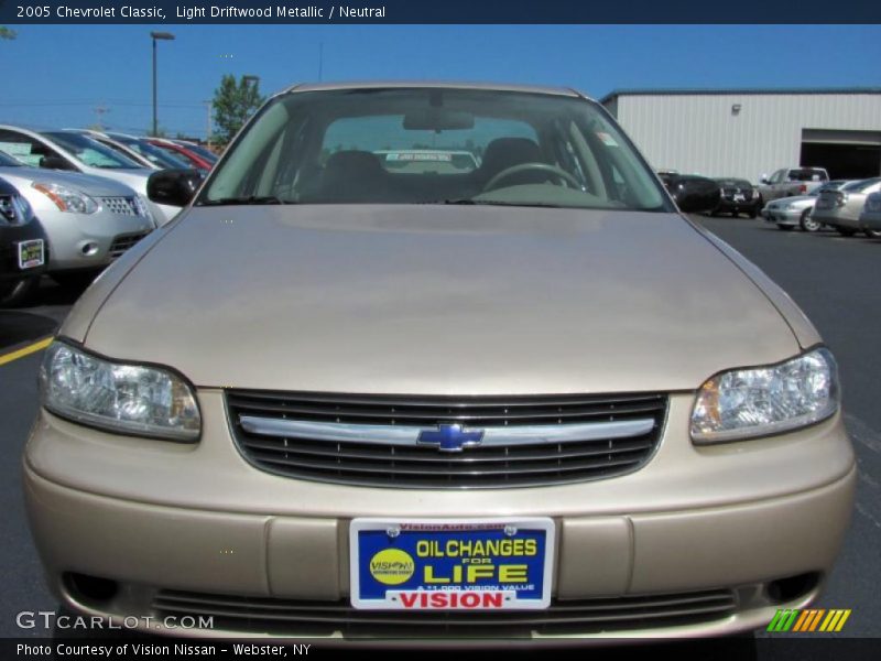 Light Driftwood Metallic / Neutral 2005 Chevrolet Classic