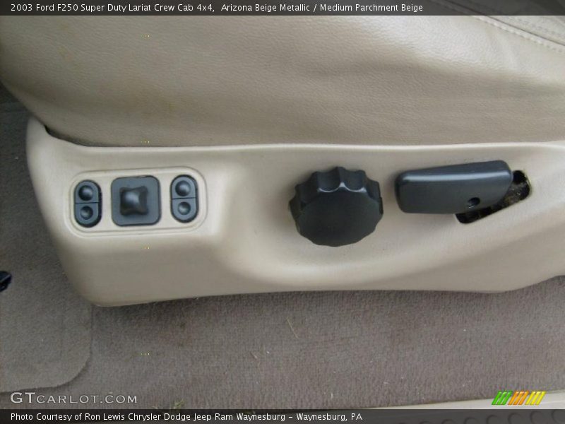 Arizona Beige Metallic / Medium Parchment Beige 2003 Ford F250 Super Duty Lariat Crew Cab 4x4