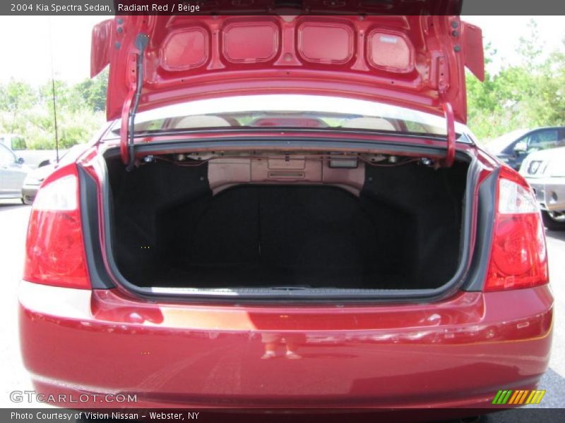 Radiant Red / Beige 2004 Kia Spectra Sedan
