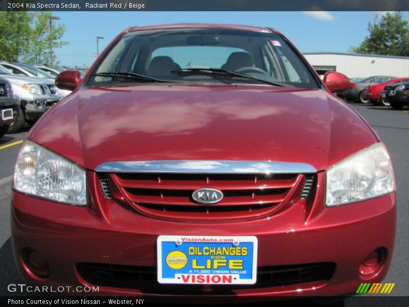 Radiant Red / Beige 2004 Kia Spectra Sedan
