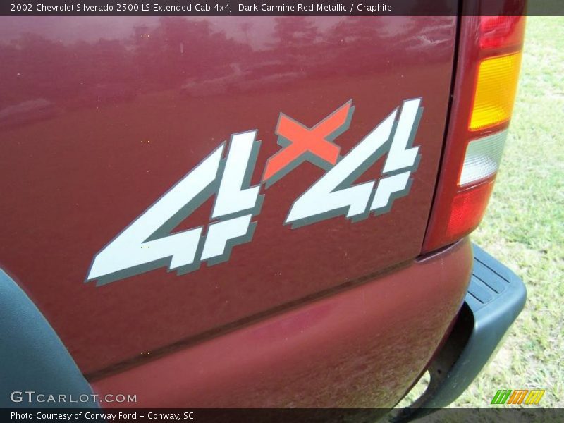 Dark Carmine Red Metallic / Graphite 2002 Chevrolet Silverado 2500 LS Extended Cab 4x4