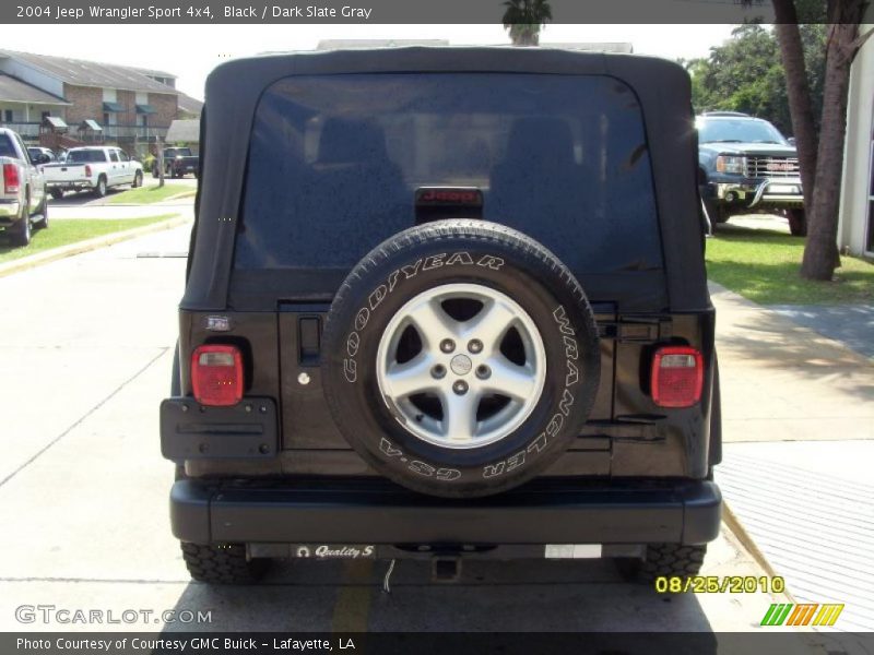 Black / Dark Slate Gray 2004 Jeep Wrangler Sport 4x4
