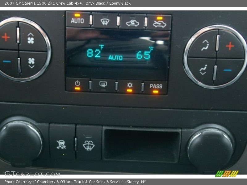 Onyx Black / Ebony Black 2007 GMC Sierra 1500 Z71 Crew Cab 4x4