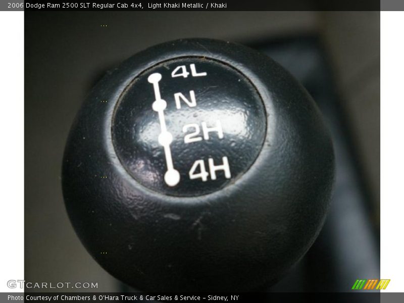 Light Khaki Metallic / Khaki 2006 Dodge Ram 2500 SLT Regular Cab 4x4