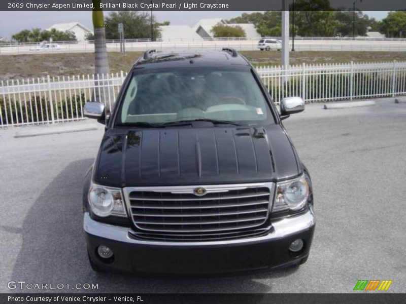 Brilliant Black Crystal Pearl / Light Graystone 2009 Chrysler Aspen Limited