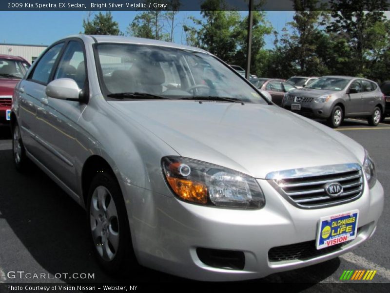 Bright Silver Metallic / Gray 2009 Kia Spectra EX Sedan