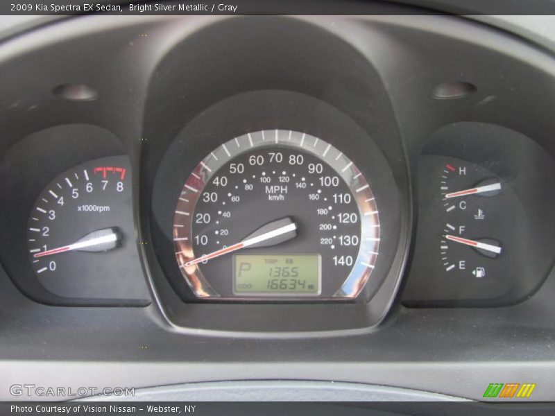 Bright Silver Metallic / Gray 2009 Kia Spectra EX Sedan
