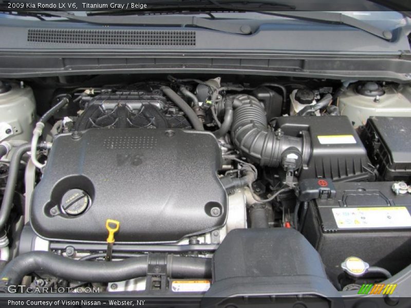 Titanium Gray / Beige 2009 Kia Rondo LX V6