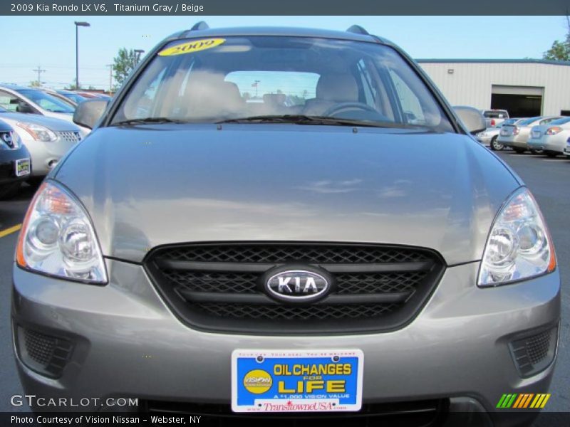 Titanium Gray / Beige 2009 Kia Rondo LX V6