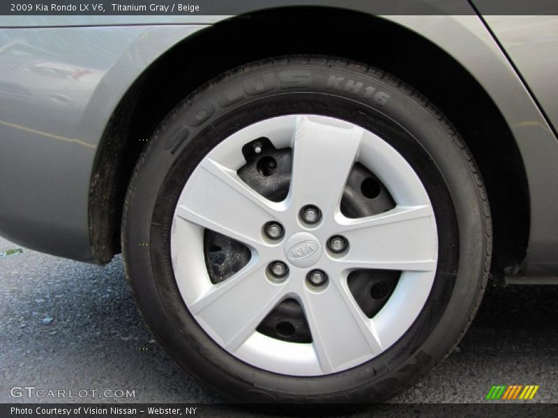 Titanium Gray / Beige 2009 Kia Rondo LX V6