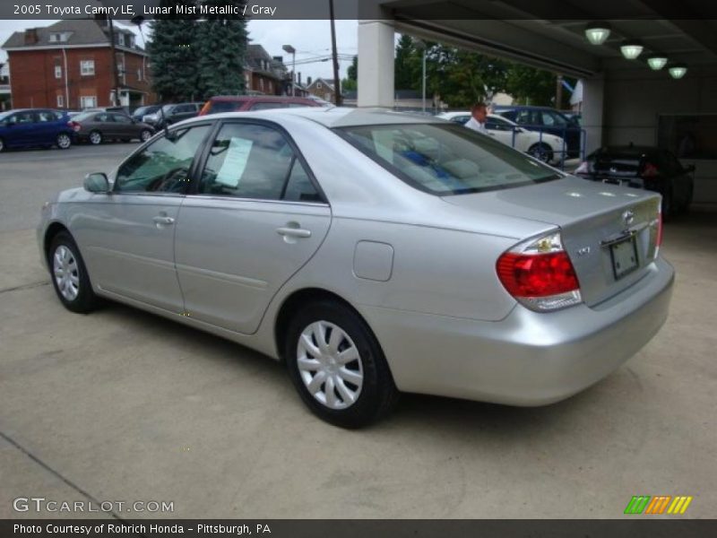 Lunar Mist Metallic / Gray 2005 Toyota Camry LE