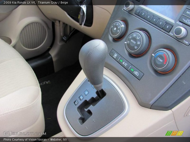 Titanium Gray / Beige 2009 Kia Rondo LX V6