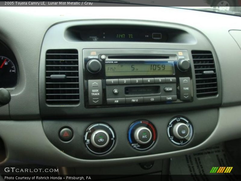 Lunar Mist Metallic / Gray 2005 Toyota Camry LE