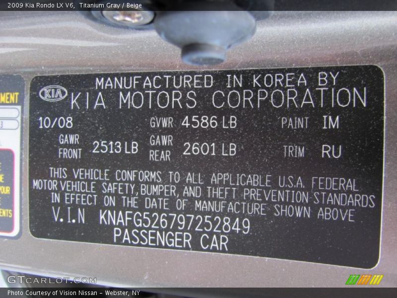 Titanium Gray / Beige 2009 Kia Rondo LX V6