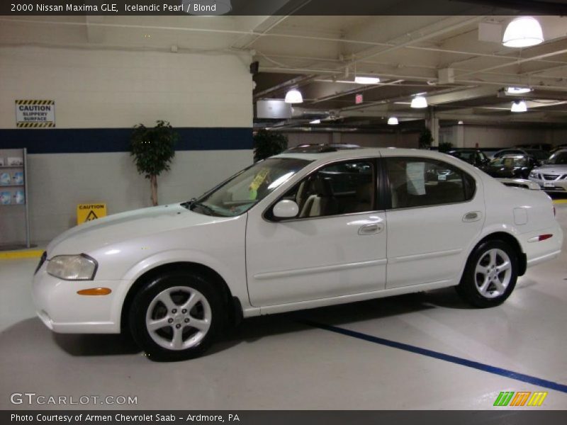 Icelandic Pearl / Blond 2000 Nissan Maxima GLE