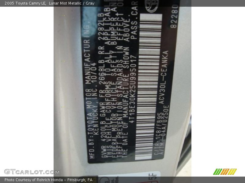 Lunar Mist Metallic / Gray 2005 Toyota Camry LE