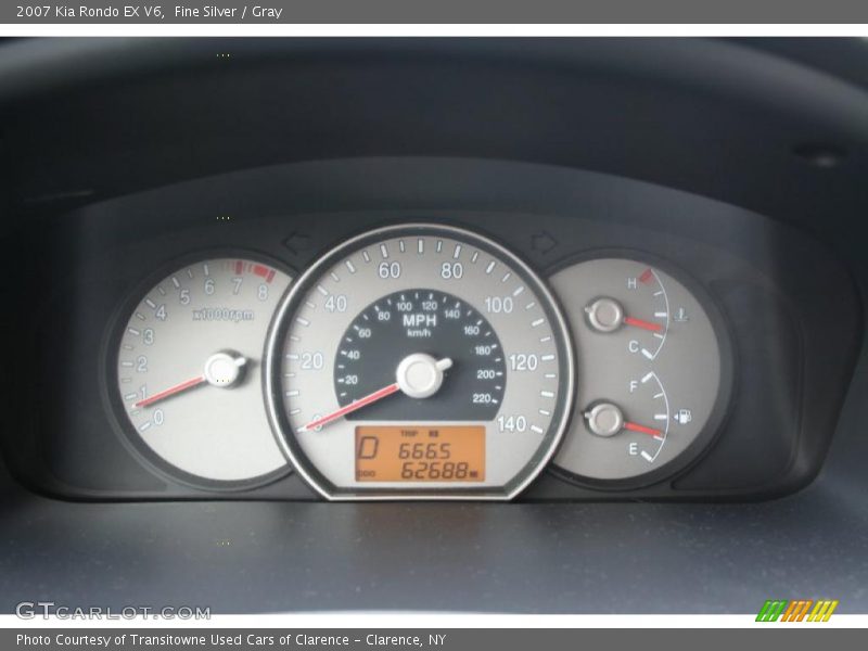 Fine Silver / Gray 2007 Kia Rondo EX V6