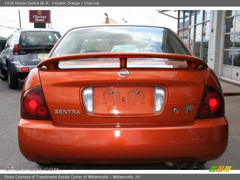 Volcanic Orange / Charcoal 2006 Nissan Sentra SE-R