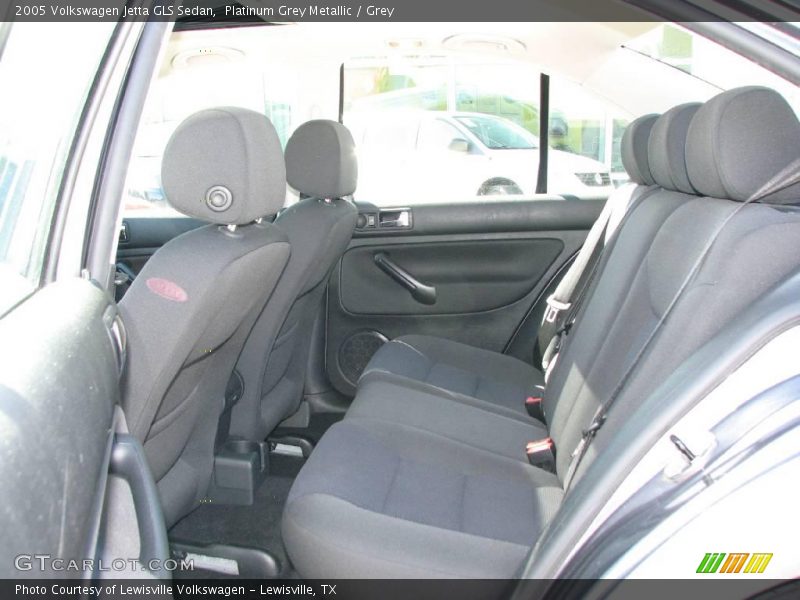 Platinum Grey Metallic / Grey 2005 Volkswagen Jetta GLS Sedan