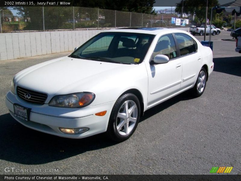 Ivory Pearl / Willow 2002 Infiniti I 35