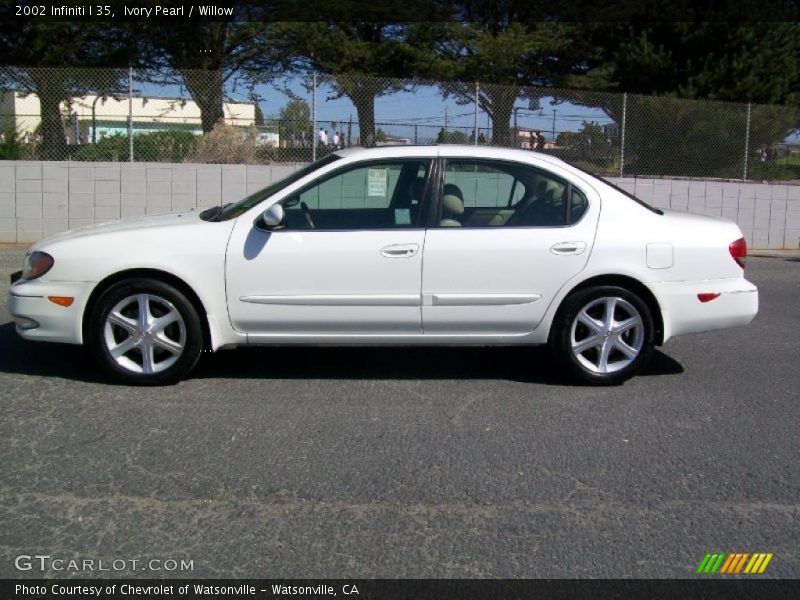 Ivory Pearl / Willow 2002 Infiniti I 35