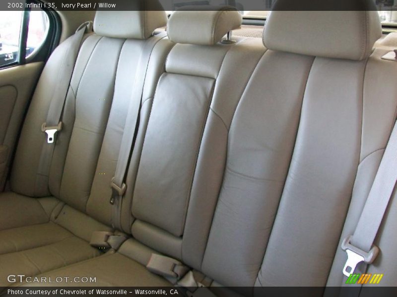 Ivory Pearl / Willow 2002 Infiniti I 35