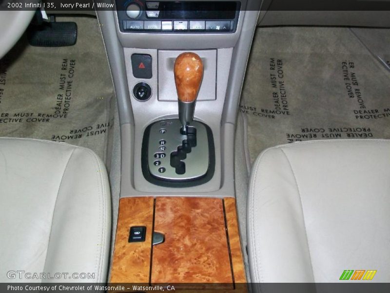 Ivory Pearl / Willow 2002 Infiniti I 35