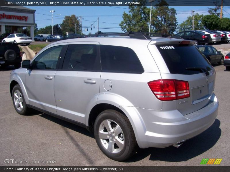 Bright Silver Metallic / Dark Slate Gray/Light Graystone 2009 Dodge Journey SXT