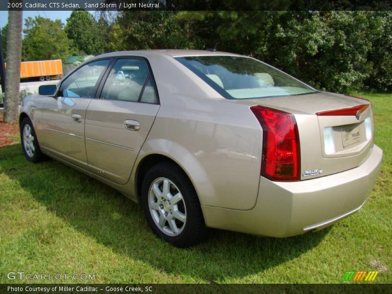Sand Storm / Light Neutral 2005 Cadillac CTS Sedan